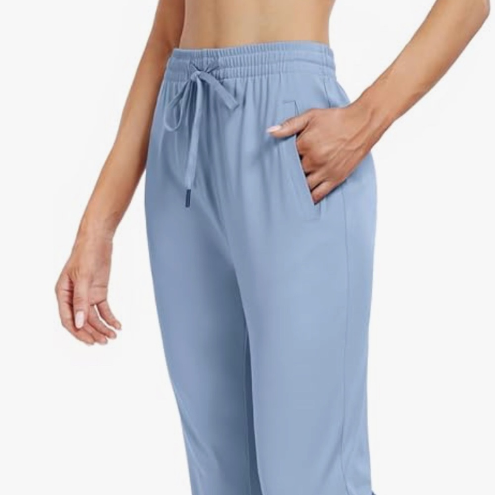 NWT!! WILLIAM B & FRIENDS - BLUE JOGGERS